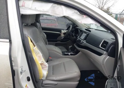 2015 Toyota Highlander from USA, damaged, VIN 05TDKRFH4FS132197